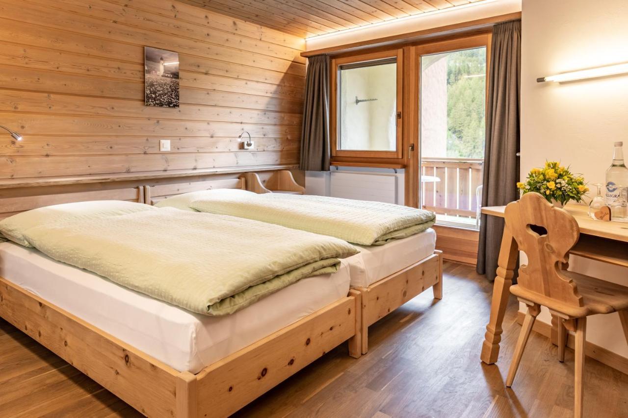 Hotel Landgasthof Staila Fuldera Exteriör bild